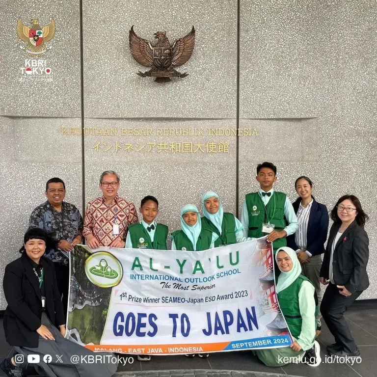1-al-yaklu-alyalu-juara-internasional-seameo-esd-japan.webp